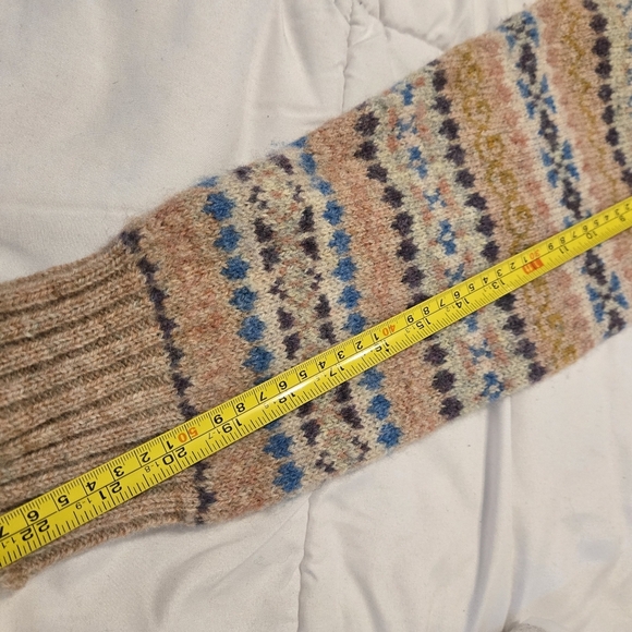 "Jamieson's Scottish Shetland Fair Isle Hoodie Crewneck Sweater Sz XL Pink Wool - Picture 9 of 9